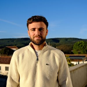 César